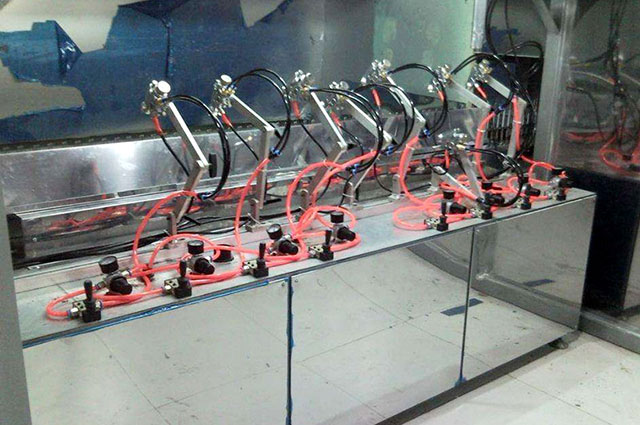 2020032501.jpg 五金噴漆怎么做加工?方式注意事項分享