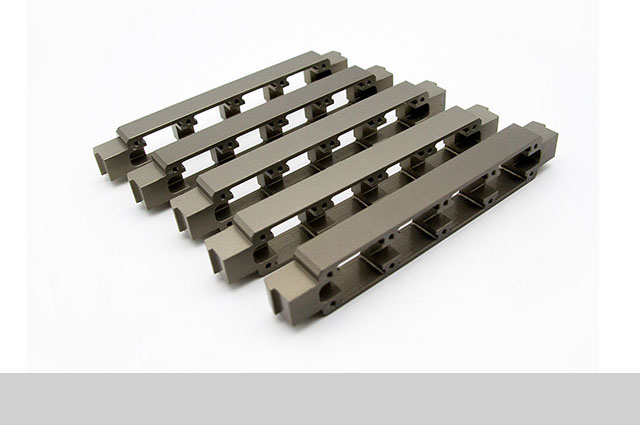 鋁產品加工中怎么去除油漬,讓鋁制品加工廠告訴您