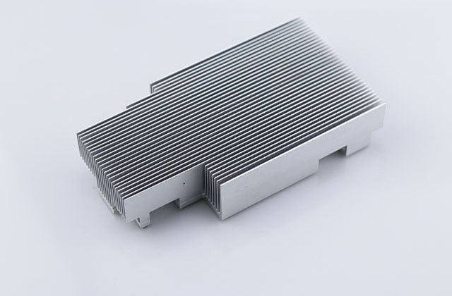 精密零件加工與機械零件加工的區(qū)別 精密零件加工與機械零件加工的區(qū)別