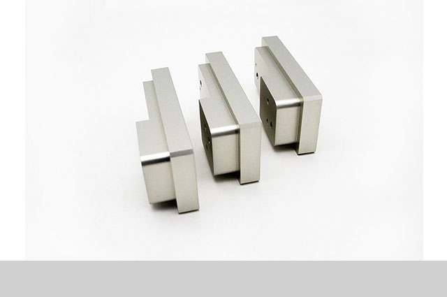 CNC零件加工—深圳鑫創盟精密機械零件加工廠 CNC零件加工—深圳鑫創盟精密機械零件加工廠