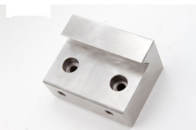 鋁型材外框定制加工的主流市場在哪里?